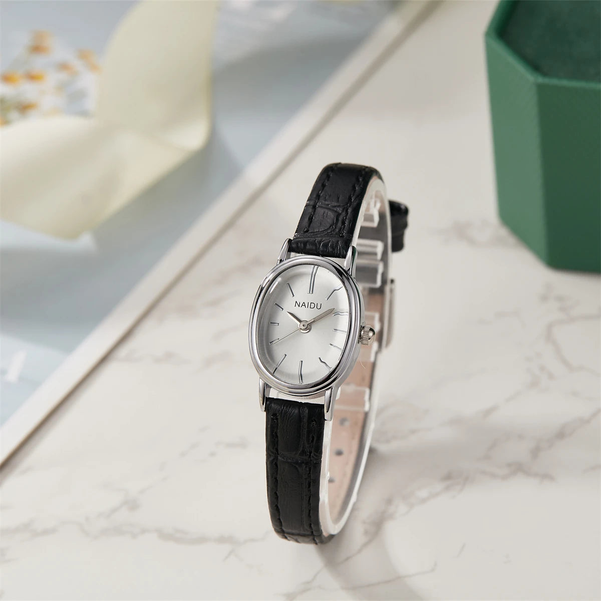 NAIDU™ Oval Classic Leather Watch