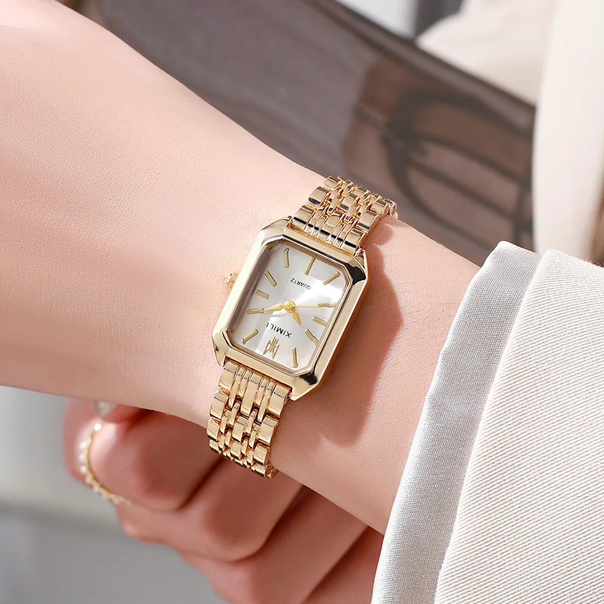 GoldSquare Elite – Women’s Luxury Timepiece